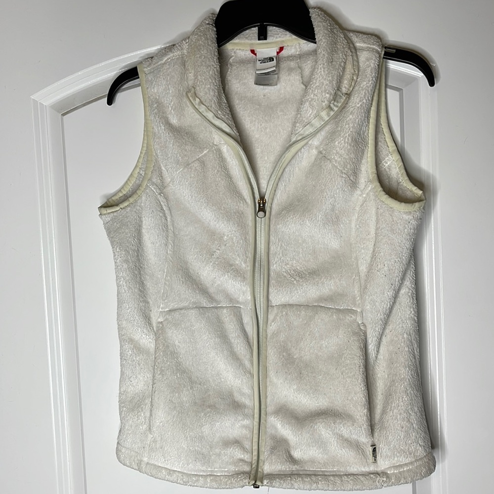 White north face vest